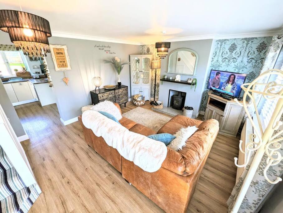 Spacious Lovely 3 Bed House In Keyworth Nottingham Suit Contractors Or Family Zewnętrze zdjęcie